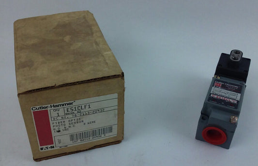 CUTLER HAMMER E51CLF1  Fiber Optic PHOTOELECTRIC SENSOR