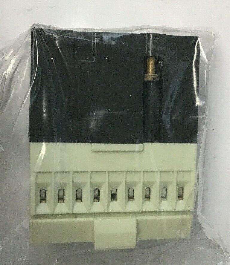 TELEMECANIQUE CA2-FN162 RELAY 300VAC/DC