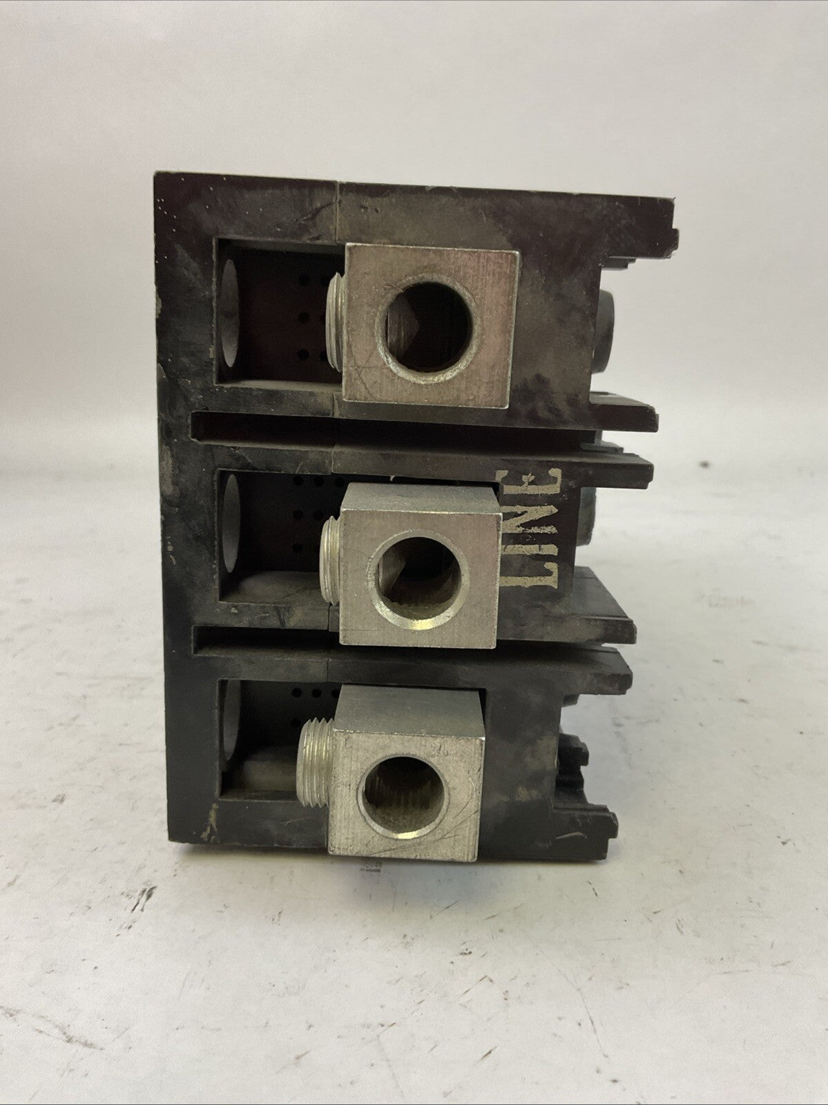 WESTINGHOUSE KA3225F CIRCUIT BREAKER 225A 600VAC 3POLE