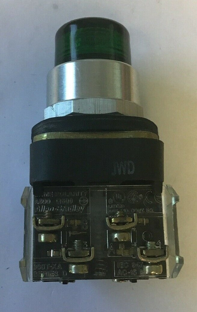 ALLEN BRADLEY 800T-PT16 120V SER. T 50/60HZ PUSH BUTTON GREEN