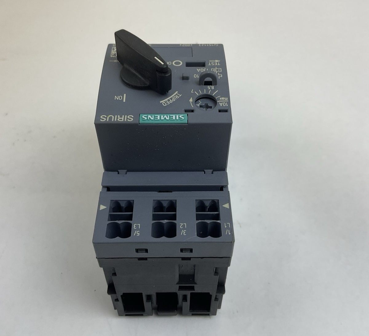 SIEMENS 3RV2011-1JA20 SIRIUS MOTOR PROTECTOR CIRCUIT BREAKER 7-10A 600V