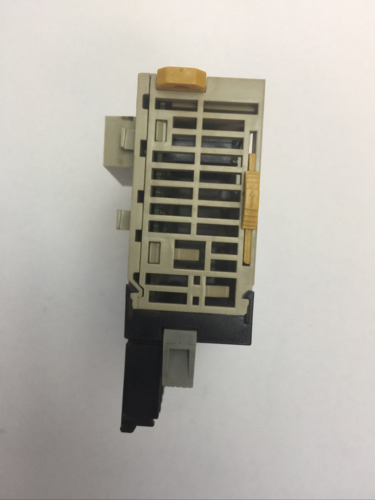 OMRON CJ1W-ID211 INPUT UNIT 24VDC 7mA