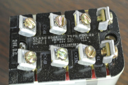 SQUARE D - 8501 FDO-22 TYPE F RELAY - 8-SCREW - 24VDC, 60Hz  - NEW SURPLUS