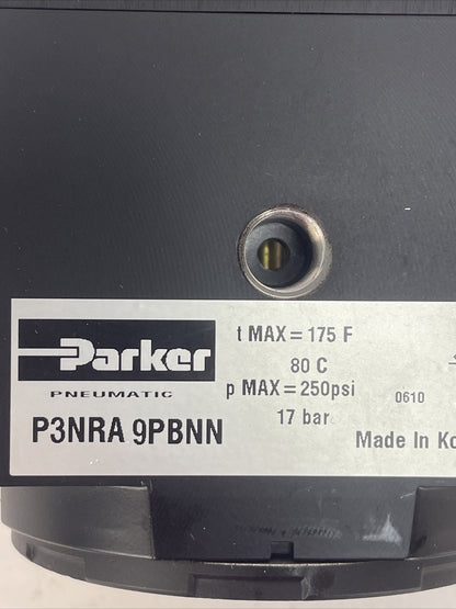 PARKER P3NRA9PBNN PNEUMATIC 1 1/2" REGULATOR 175F 80C 250PSI 17BAR