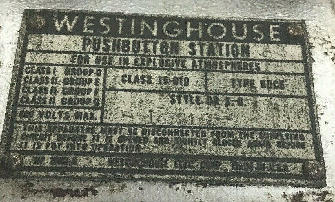 WESTINGHOUSE TYPE HDCE PUSHBUTTON STATION 16321-61 CLASS 15-010 600VOLTS