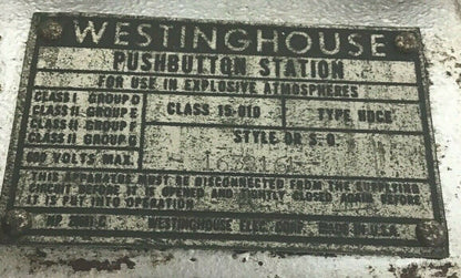 WESTINGHOUSE TYPE HDCE PUSHBUTTON STATION 16321-61 CLASS 15-010 600VOLTS