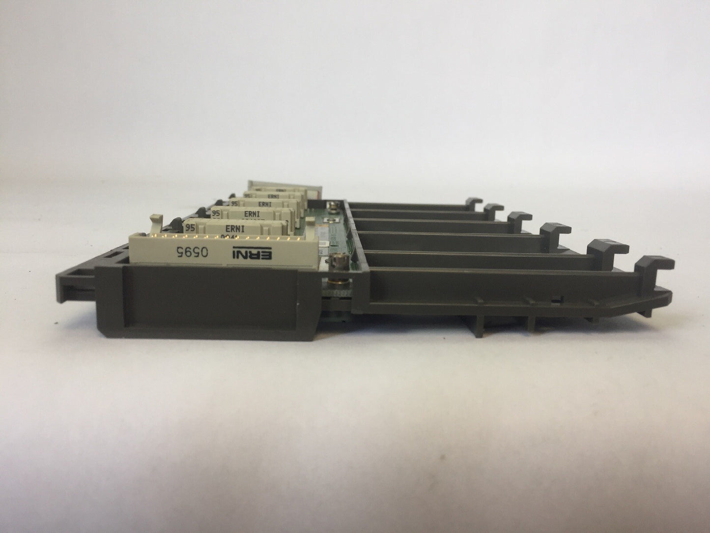 AEG MODICON DTA201 7628-042.244801SECONDARY SUBRACK 5 SLOTS REV 10