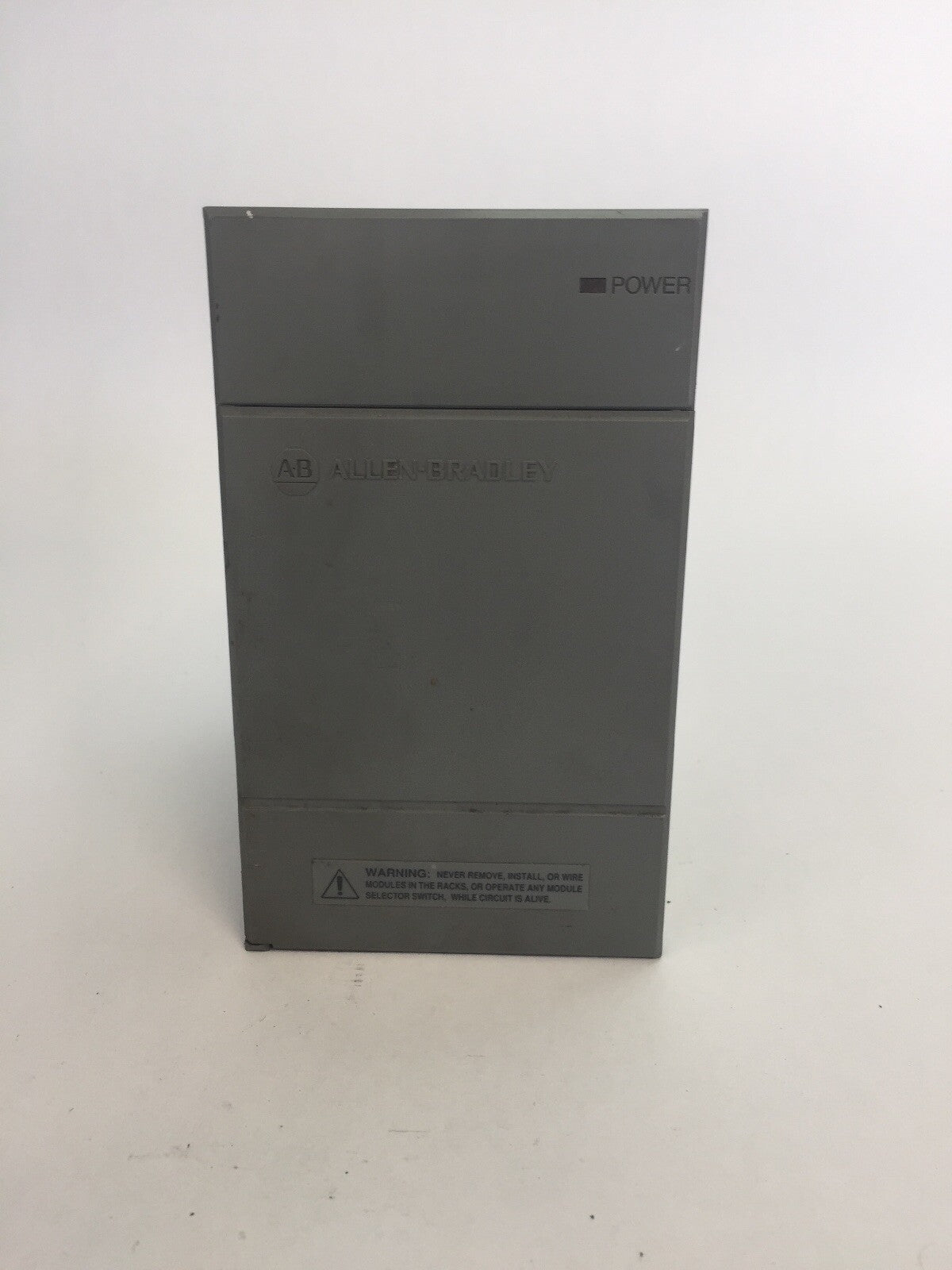 ALLEN BRADLEY 1746-P2 SER.C SLC 500 POWER SUPPLY 85-132VAC/170-265VAC 5A@5VDC