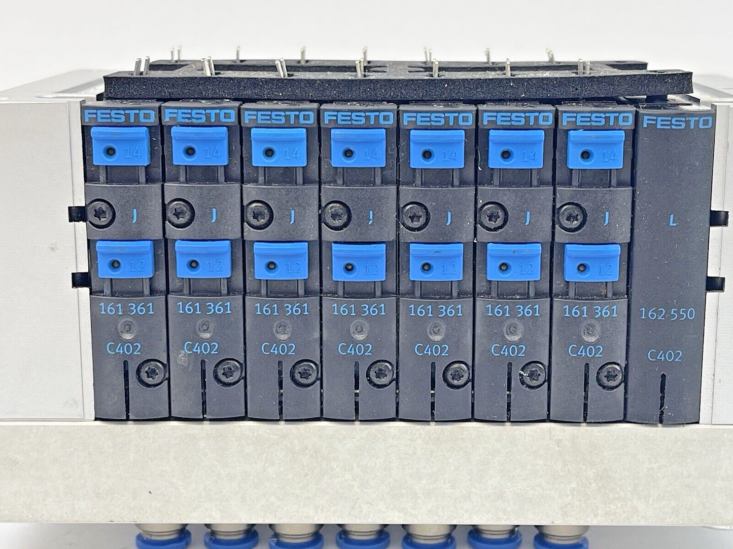FESTO - CPV14-V1 - VALVE MANIFOLD - W/ PNEUMATIC CONNECTION PLATE, C402(8)