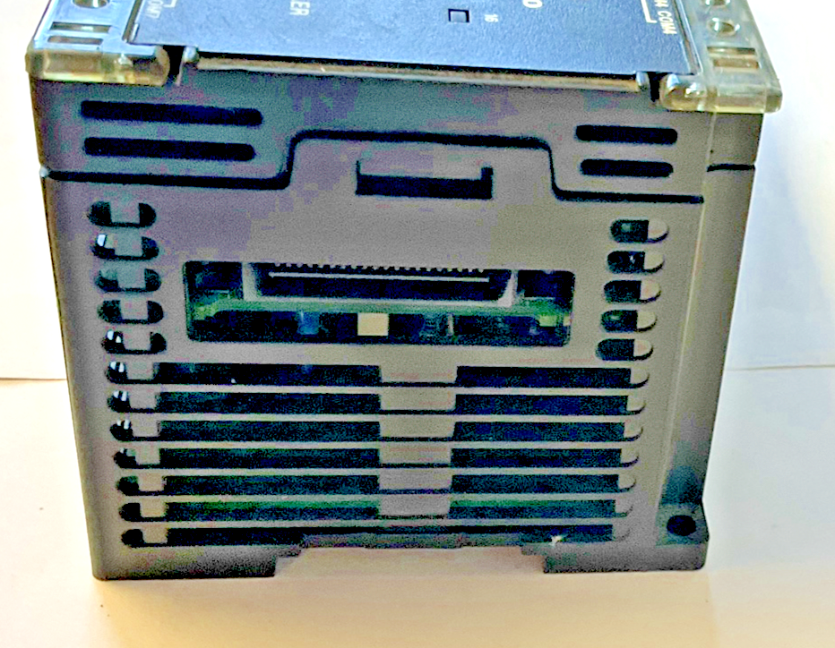 GE IC693UDR005PP1 PROGRAMMABLE CONTROLLER MODULE 40VA 240VAC SERIES 90 MICRO