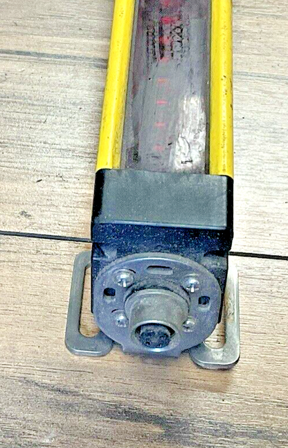 OMRON MSF4800A-30-0400 LIGHT CURTAIN TRANSMITTER AND RECEIVER 24VDC MS4800 STI