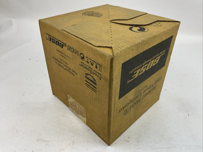 BOSE MODEL 32 FLUSH MOUNT SPEAKER W/LOGO WHITE 70 VOLT