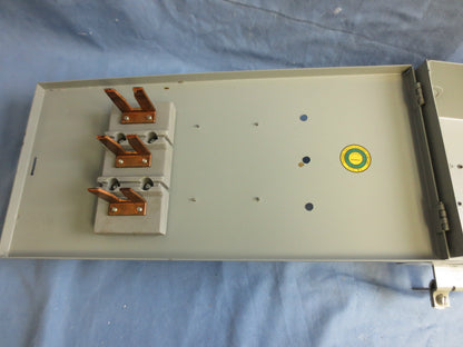 FEDERAL PACIFIC FPE CFP332 FUSIBLE BUS PLUG / SWITCH 30A 250VAC 3-POLE 3HP - NEW