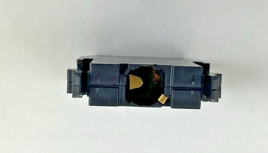 CUTLER HAMMER E22D SERIES A2 250V LIGHT UNIT FULL VOLTAGE CONTACT BLOCK LOT OF 4
