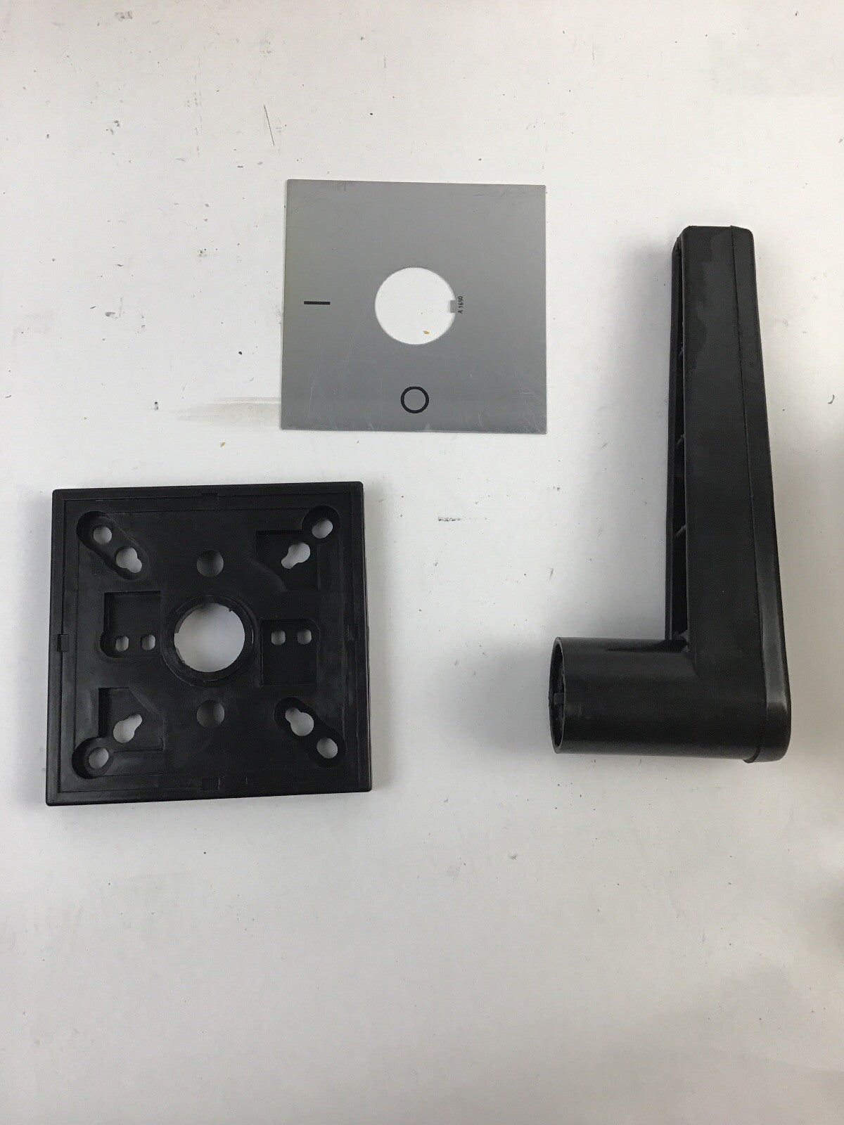SIEMENS NON-DETACHABLE HANDLE MECHANISM. 8UB 5114-0EB01