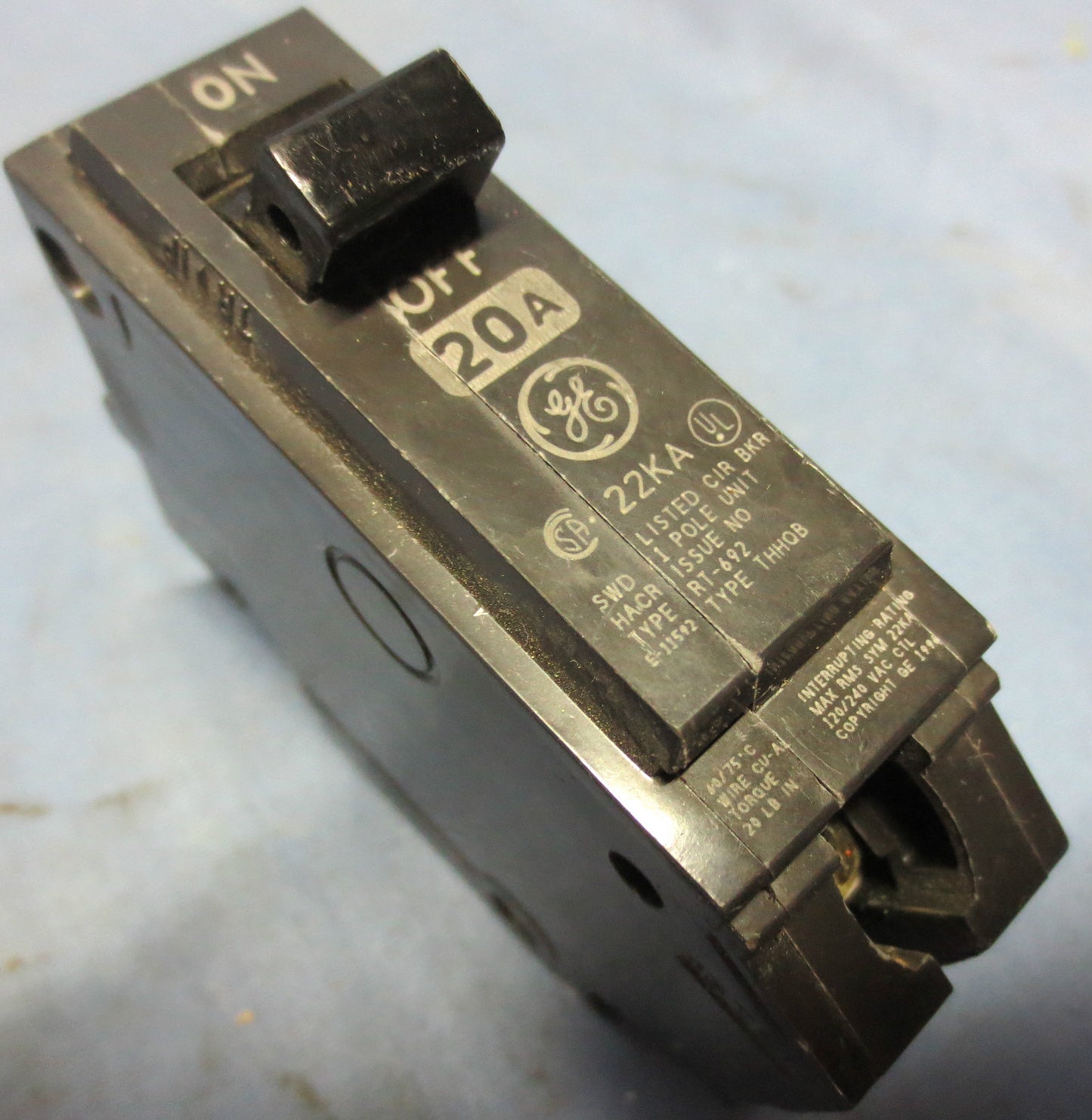 GE SWD TYPE RT-692 / THHQB 20A 1-POLE CIRCUIT BREAKER 22kA - LOT of 25