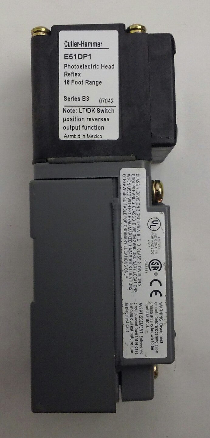 CUTLER HAMMER E51ALP1 Photoelectric Sensor (NEW IN BOX)