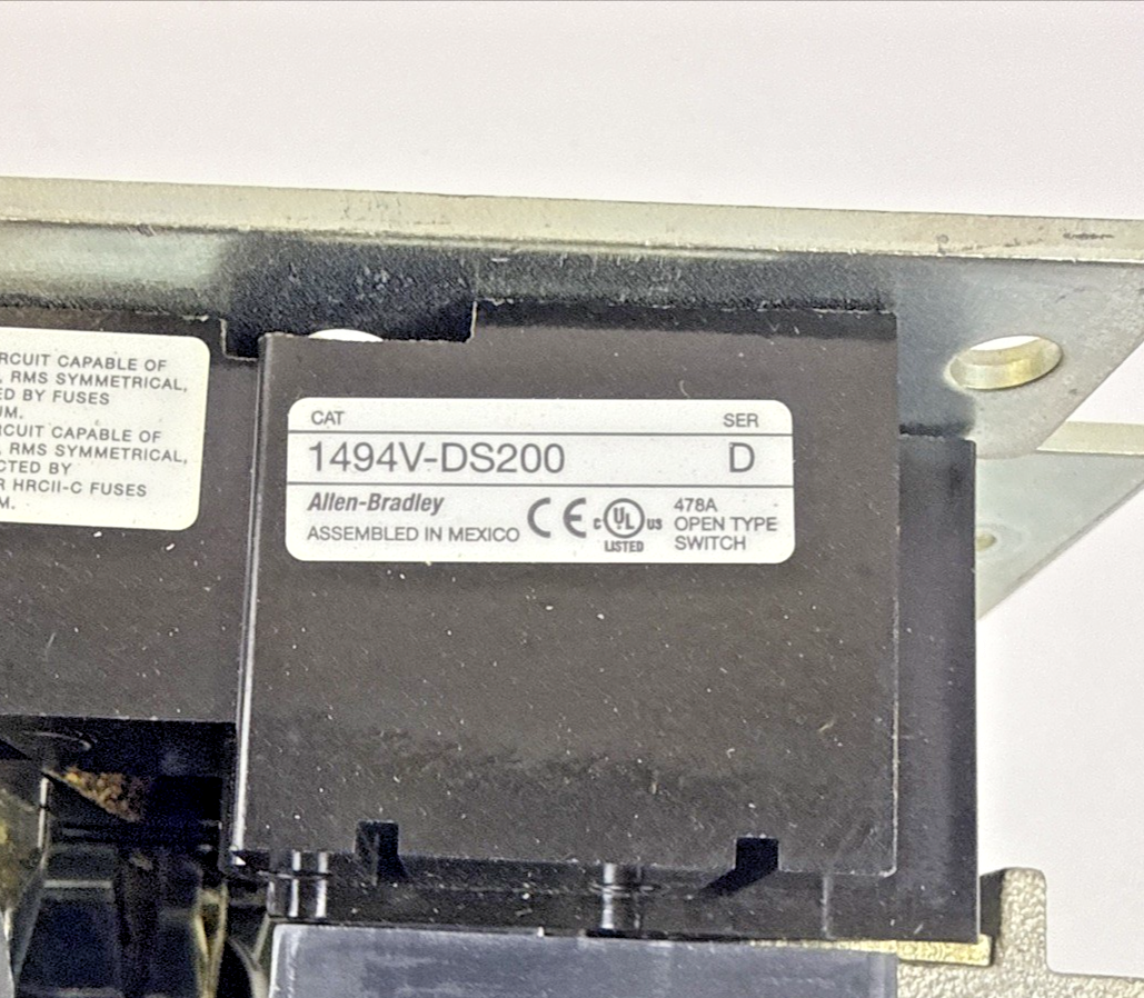 ALLEN BRADLEY 1494V-DS200 SER.B DISCONN SWITCH W/ 1494V-FS200 SER.B W/LPJ125SPI