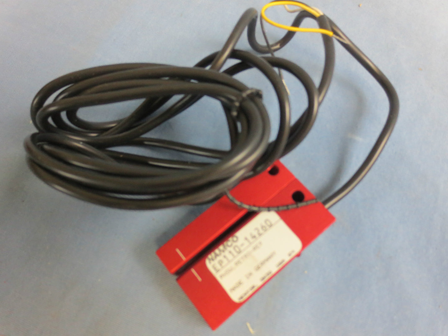 LEUZE GS 05/24 G PHOTOELECTRIC SLOT SENSOR - RETRO-REFLECTIVE NAMCO EP110-14260