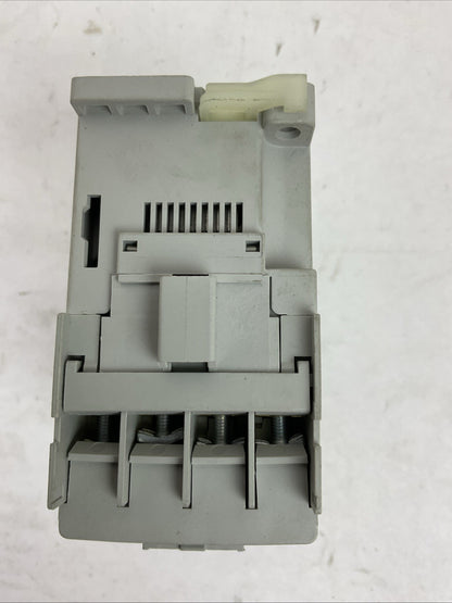 ALLEN BRADLEY 100-C09*10 SER A 600VAC 25AMP CONTACTOR 120/110/V 60/50HZ COIL