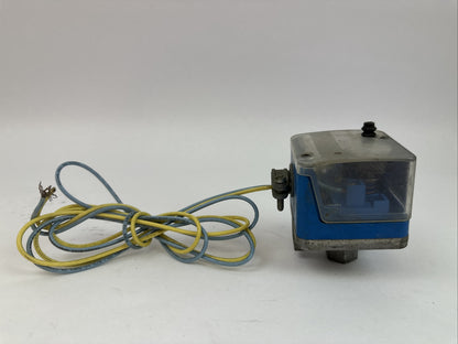 HONEYWELL C6097B GAS PRESSURE VALVE Pmax = 5.0PSI