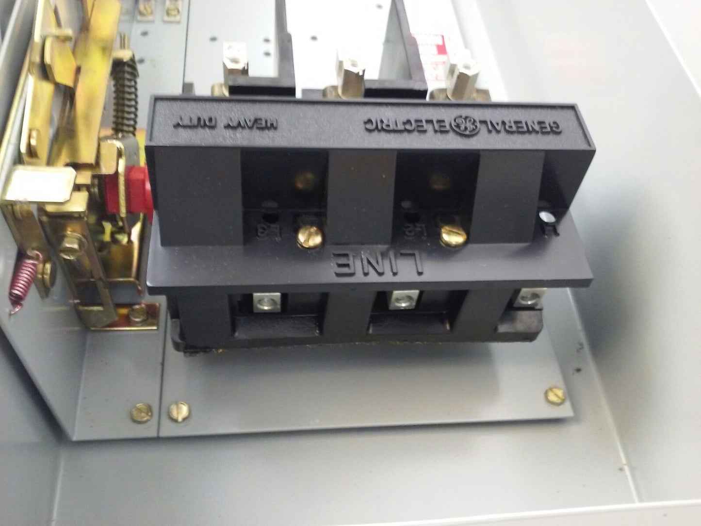 GE THN3361M, SAFETY SWITCH, 30A, 600VAC/250DC, TYPE 1/5/12 ENCLOSURE, MAX H.P.30