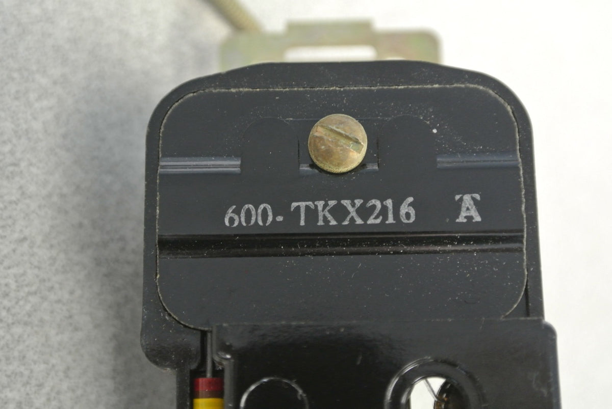 ALLEN-BRADLEY 600-TKX216 / MANUAL MOTOR STARTING SWITCH, TOGGLE / NEW SURPLUS