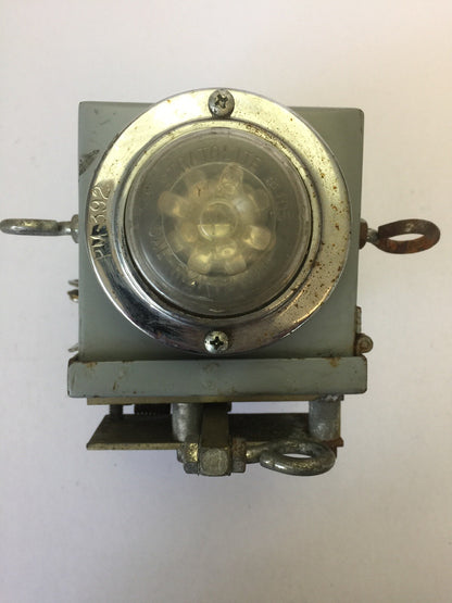 STRATOLITE #105 SAE-R(2)-72 D.O.T. PM-392 ENCLOSURE MISSING/BROKE LED BULB