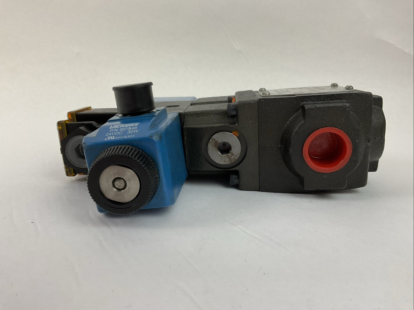 VICKERS CT5-060C-C-M-U-H7-110 SOLENOID CONTROLLED RELIEF VALVE 500-2000PSI