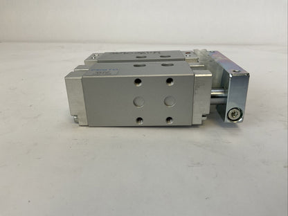 FESTO DFM-20-30-B-P-A-KF CYLINDER