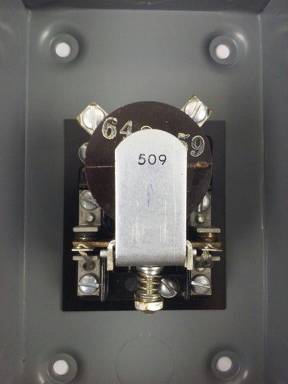 CUTLER HAMMER, 9575H770A, 509- A.C. RELAY, NEMA 1, 110V, 60 HZ, 1/4 H.P., NEW