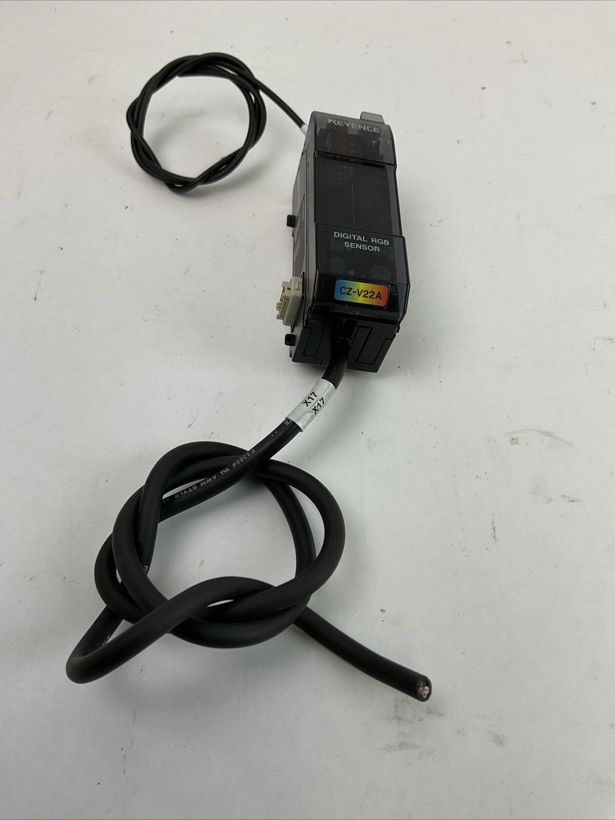 KEYENCE CZ-V22A DIGITAL RGB SENSOR