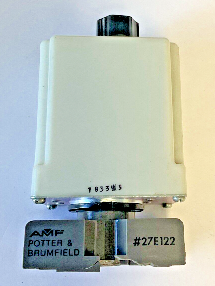 AMF CHD-38-30003 TIME DELAY RELAY 120VAC 10A 1.0-1.80SEC 24VDC W/ BASE 27E122