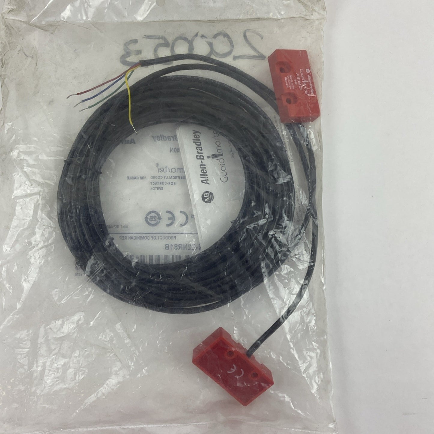 ALLEN BRADLEY 400N-Z2NRS1B NON-CONTACT SWITCH SER.A 10M CABLE 24V