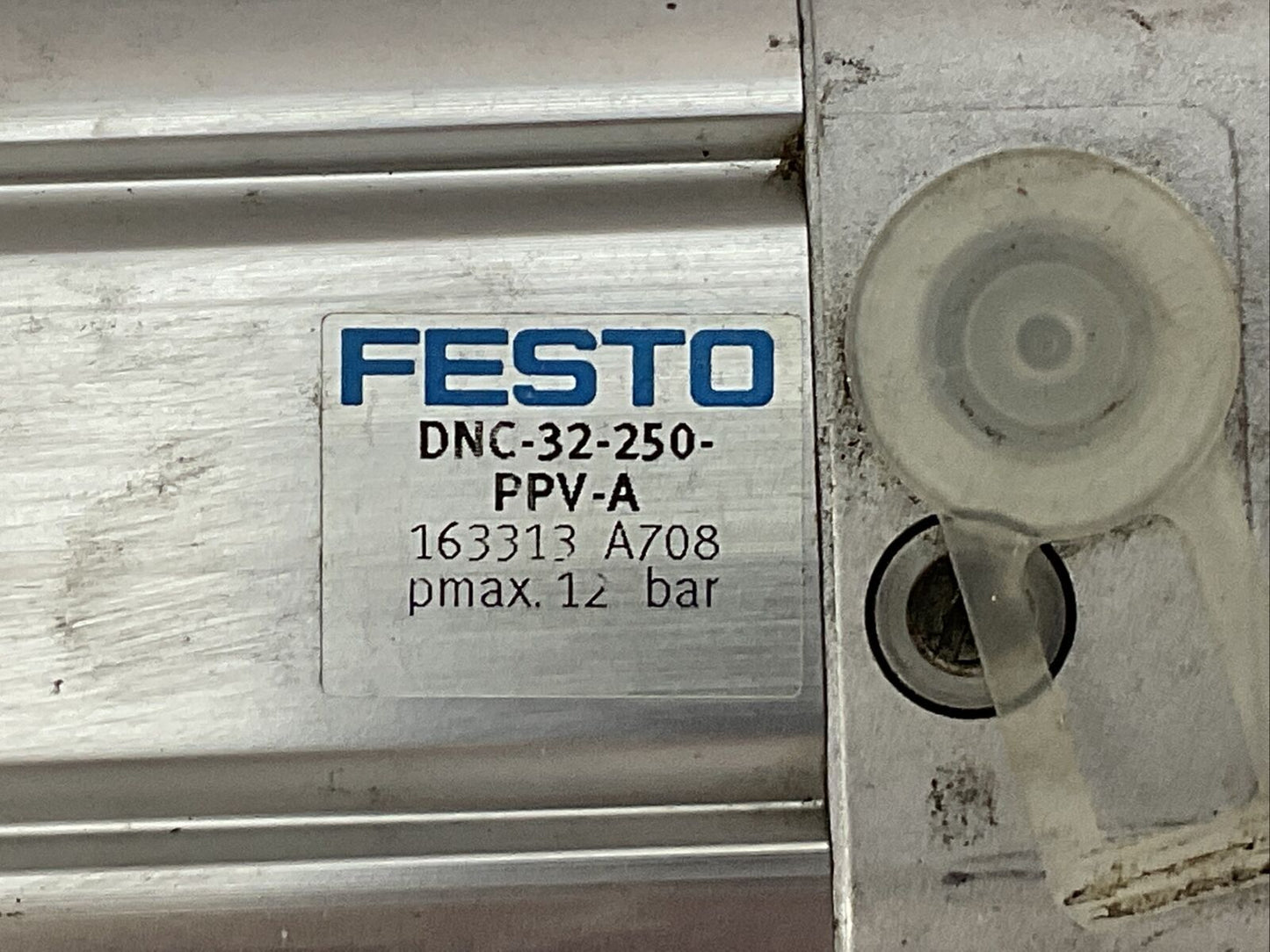 FESTO DNC-32-250-PPV-A CYLINDER  pmax. 12 bar