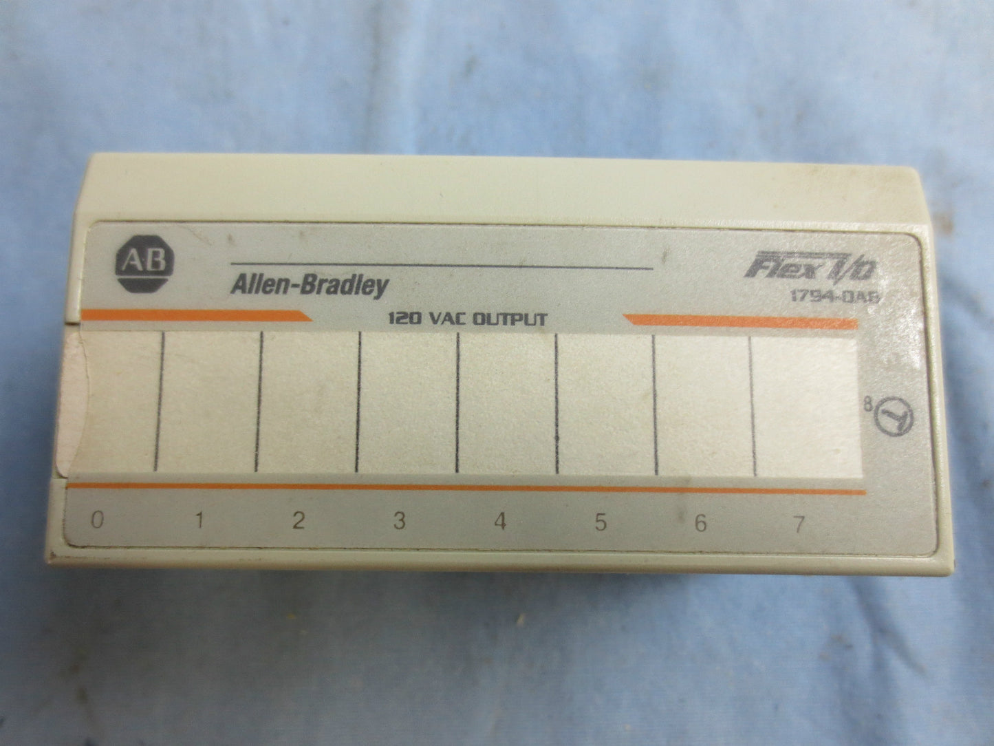 ALLEN-BRADLEY 1794-TB3/A FLEXBUS TERMINAL BLOCK & 1794-OAB/A OUTPUT MODULE