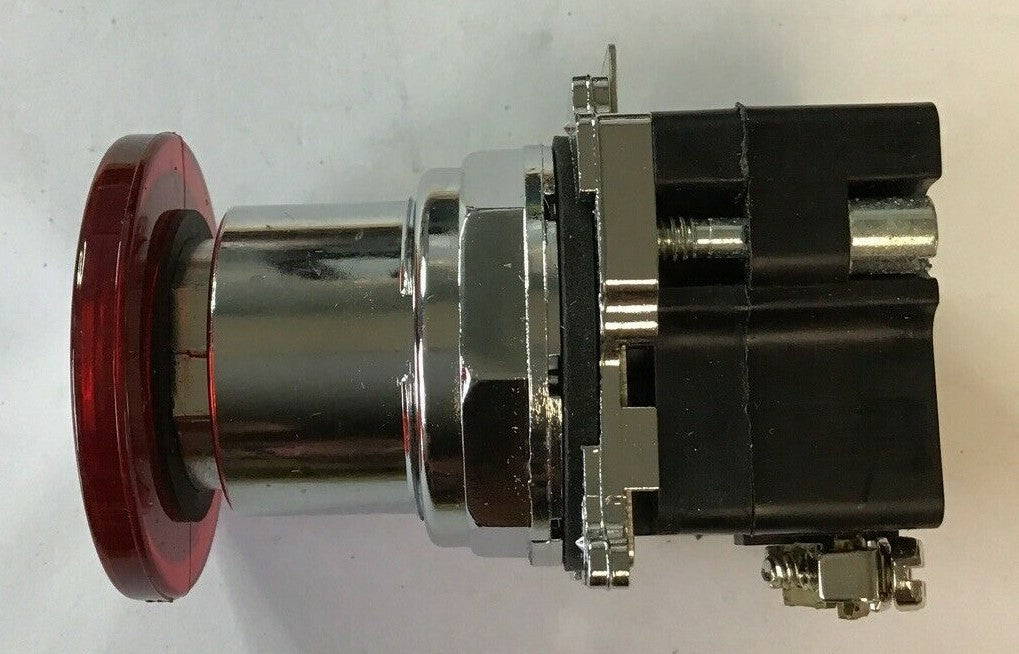 CUTLER HAMMER 10250T463C47  RED PUSH BUTTON