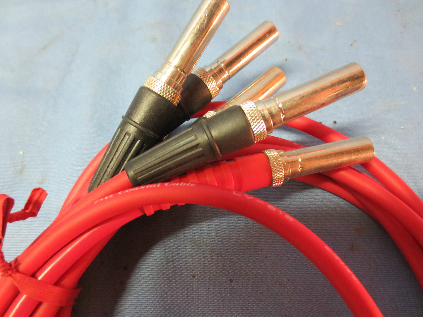 CANARE LV-61S 75-OHM 2-FOOT VIDEO COAXIAL CABLES - COAX - RED - LOT of 6 - 2'