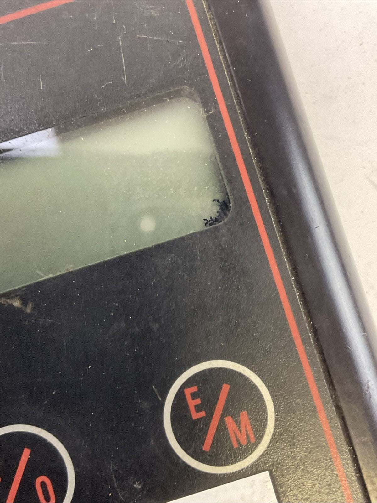 DWYER SERIES 475 MARK III DIGITAL MANOMETER ***BATTERY NOT INCLUDED***