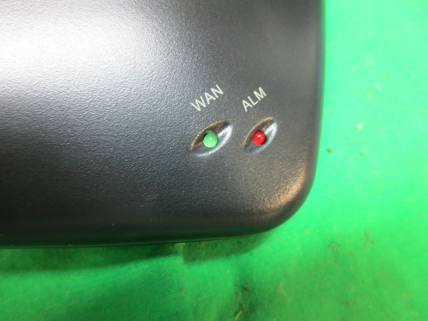 UTStarcom UT4110A ADSL MODEM / ROUTER MA80012207102 - NEW - LAN WAN ACT ALM