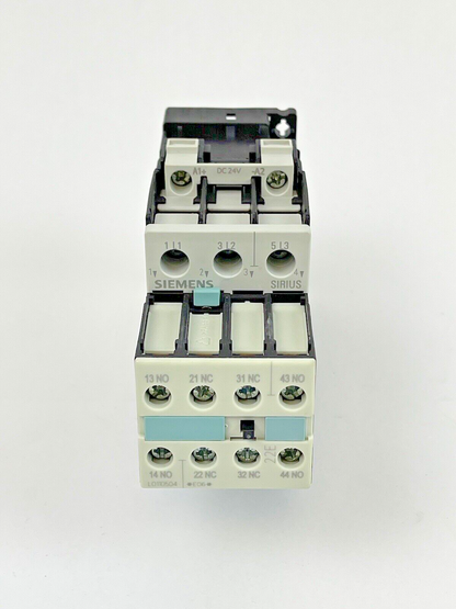 SIEMENS - 3RT1026-1BB44 - CONTACTOR - 3 Pole 25 (AC-3) A 400 V AC