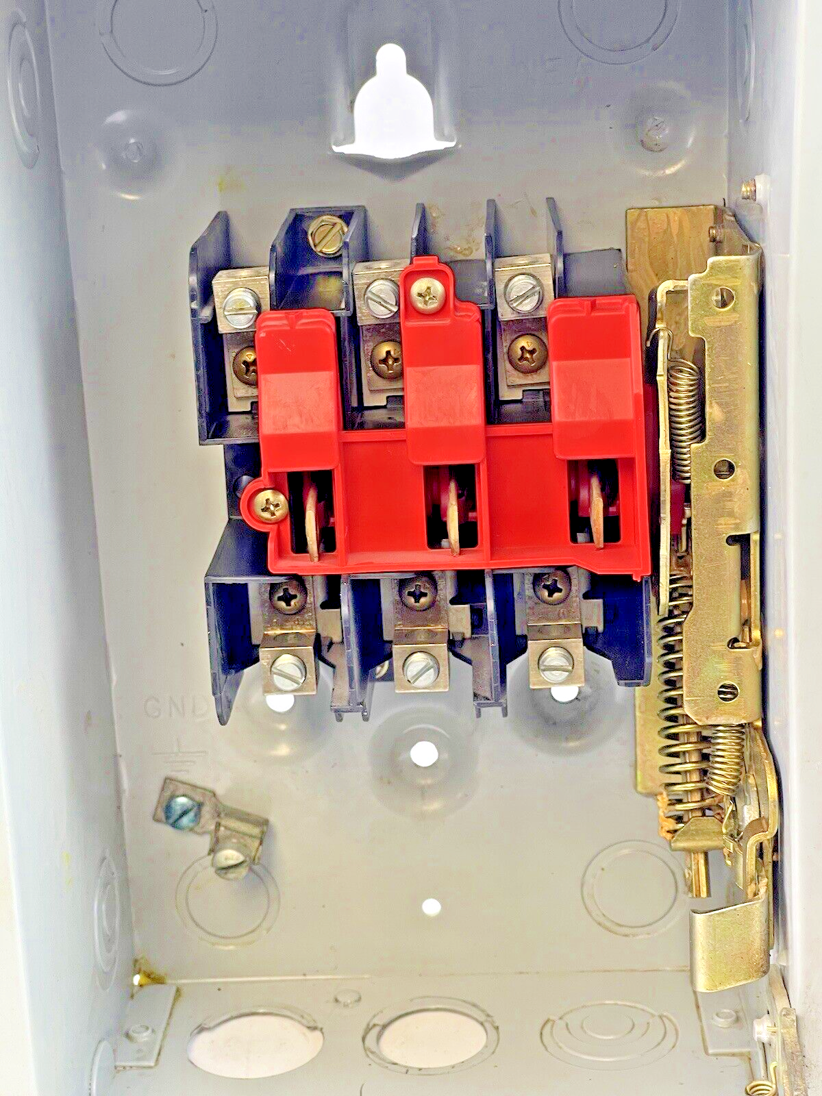 SIEMENS GNF322 SAFETY SWITCH 3P 60A 240VAC 250VDC NEMA 1 VBII