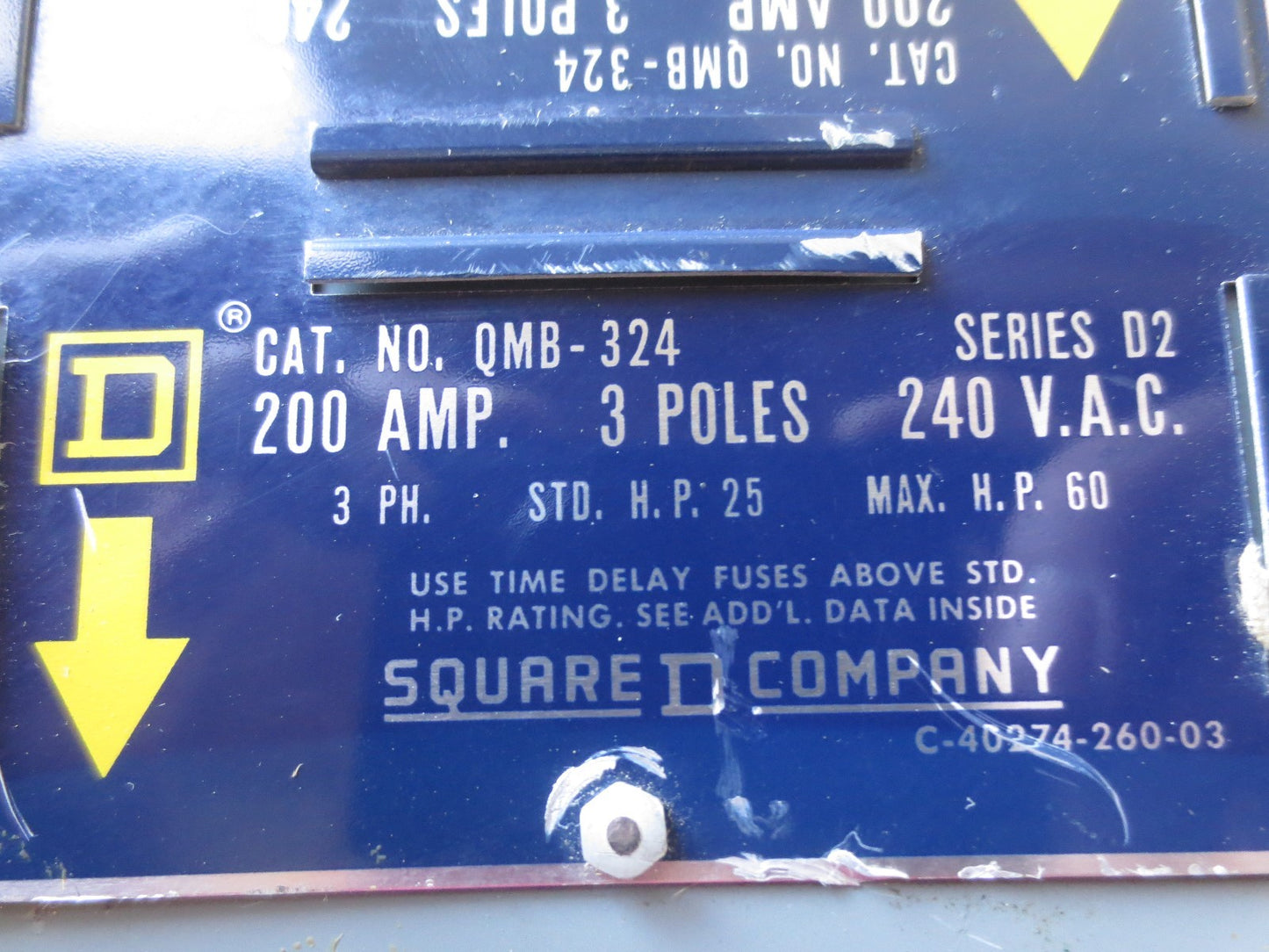 SQUARE D QMB-324 FUSIBLE QMB SWITCH - 200A, 240V, 3-POLE