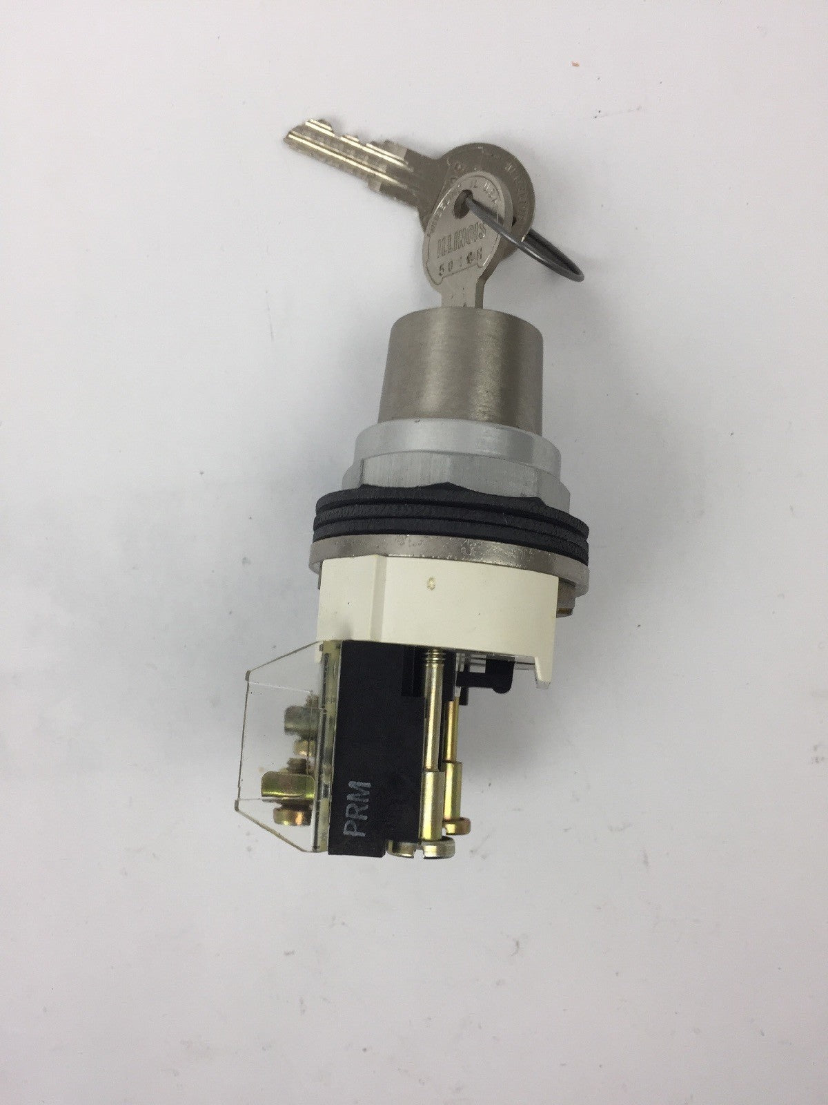 ALLEN BRADLEY 800T-H51A SELECTOR SWITCH SER T KEY 2 POSITION SPRING RETURN