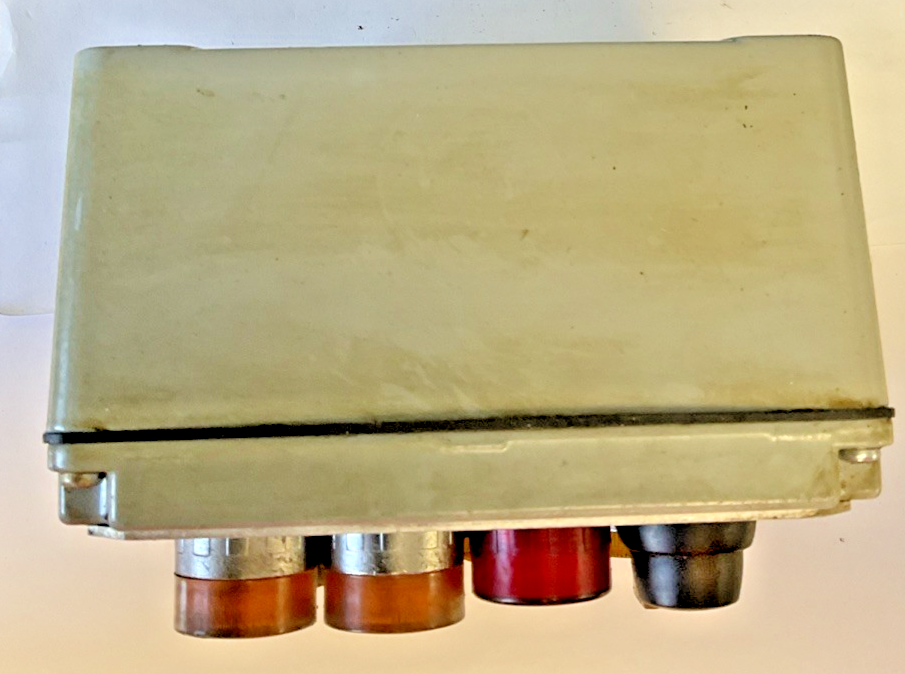 TECNOMAGNETE QUAD-PRESS PUSH BUTTON CONTROL STATION
