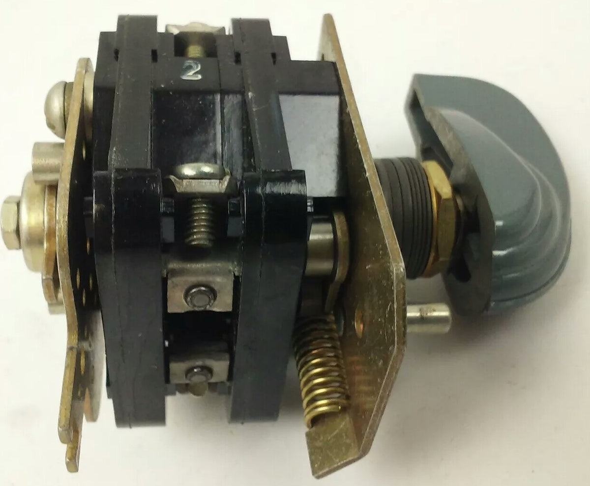 ALLEN BRADLEY E354849/1 ROTARY PILOT SWITCH, SIZE 10, 25A, E354849-1, BUL. 806