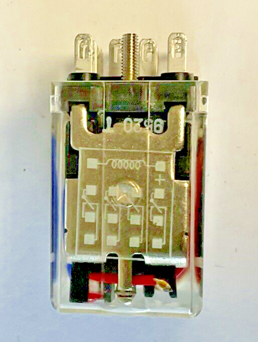 ALLEN BRADLEY 700-HC24Z24-4 RELAY 24VDC SER.A 1/6HP 5A 50/60HZ ***LOTOF9***