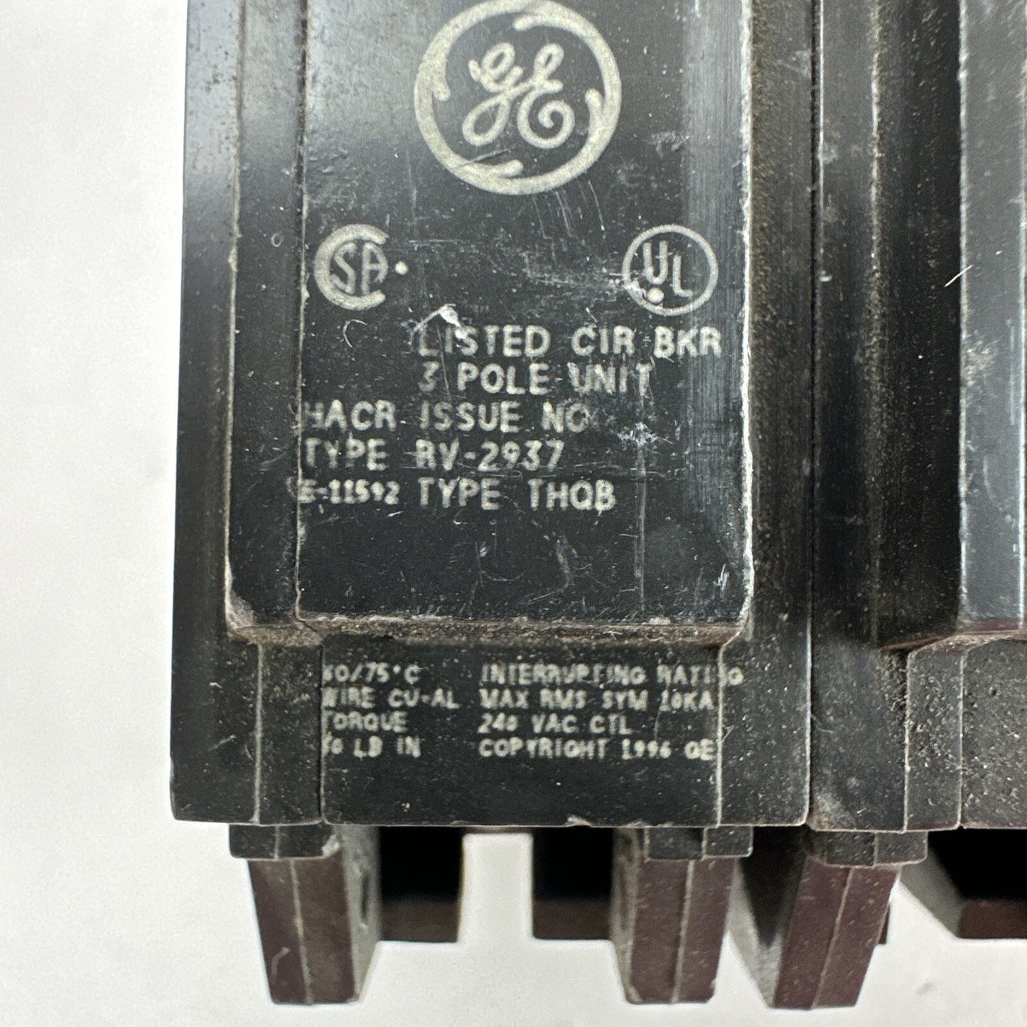 GE THQB32020 CIRCUIT BREAKER 20AMP 3POLE 240VAC
