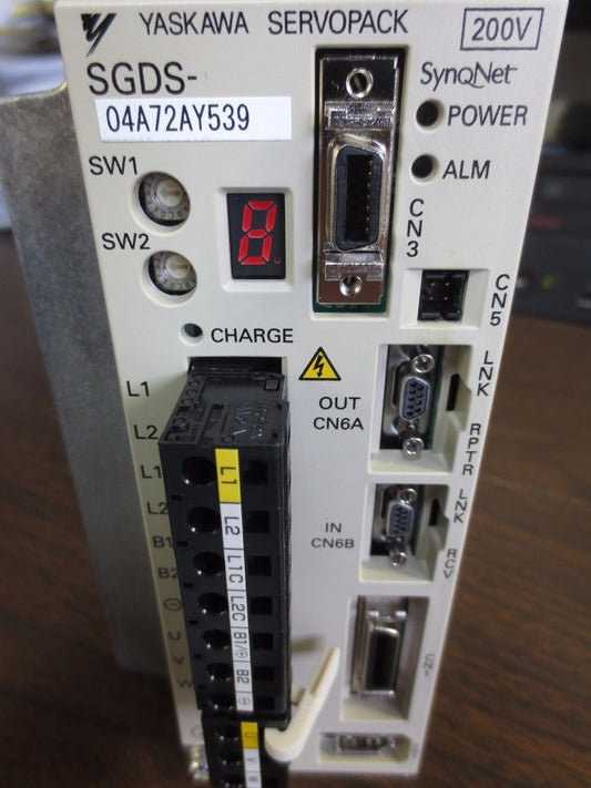 YASKAWA SGDS-04A72AY539 AC SERVOPACK OUTPUT: 0-23VAC, 0-300Hz 2.8A