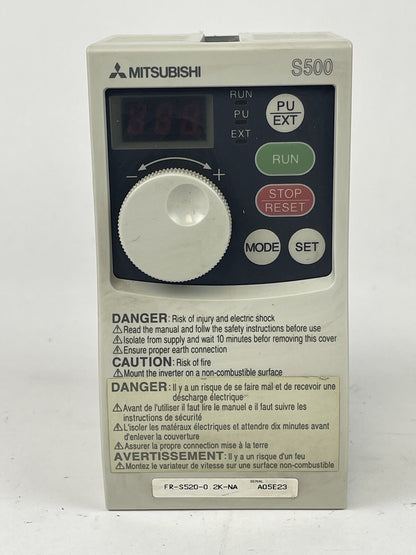 MITSUBISHI - FR-S520-0.2K-NA - 3 PHASE INVERTER - 1/4 HP, 2.6A, 240VAC .5-120Hz